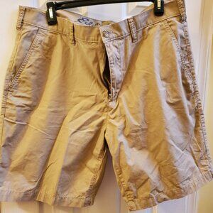 NWOT Men's Eddie Bauer Shorts 36